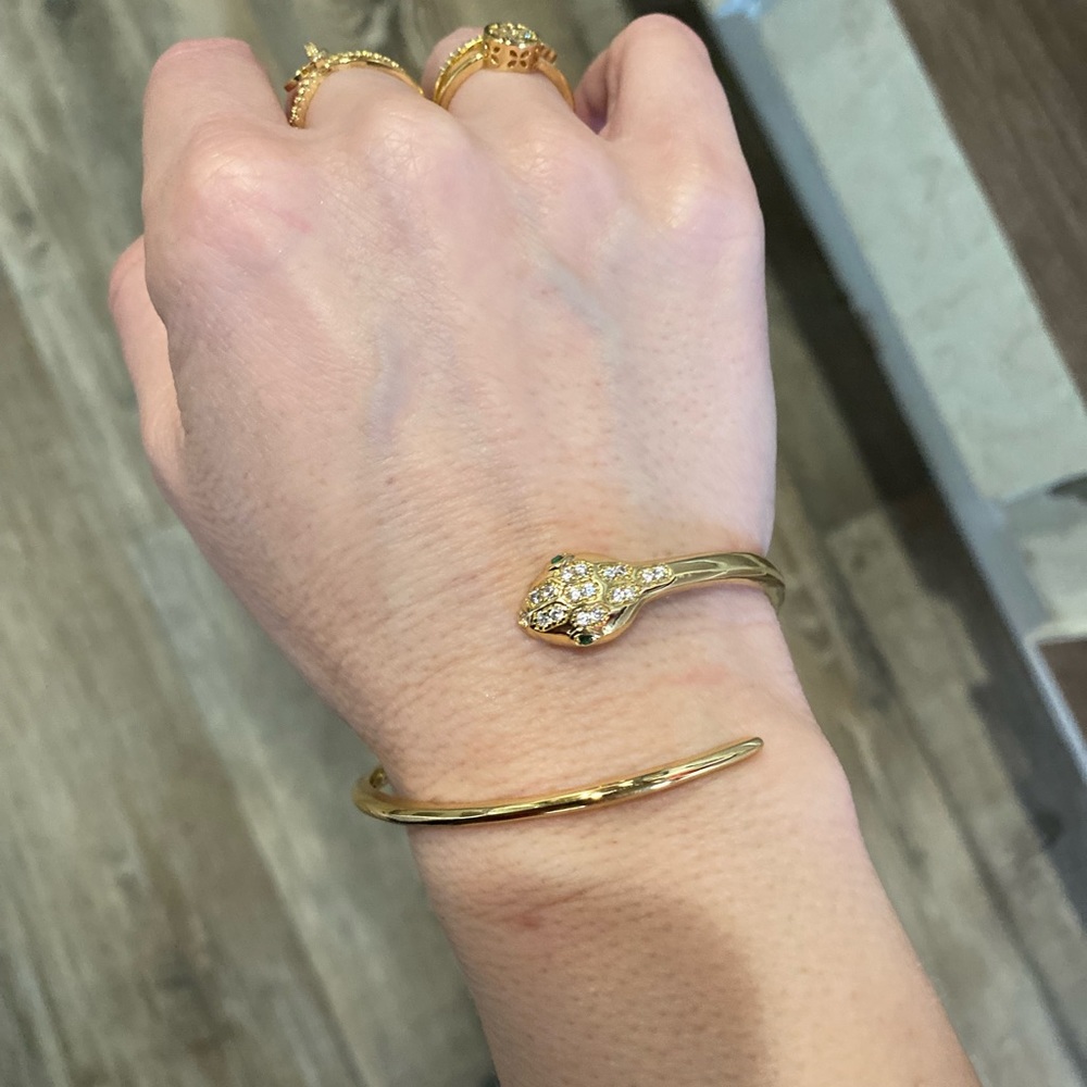 COPY - 🐍bvlg inspired seepent micro paved bracelet🌟❤️